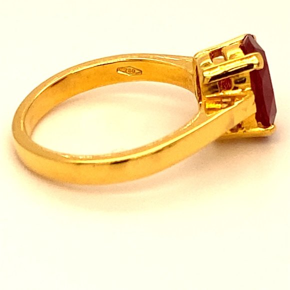 GIA Certified Ruby 2.57ct Solid 18K Gold Ring - Picture 5 of 9
